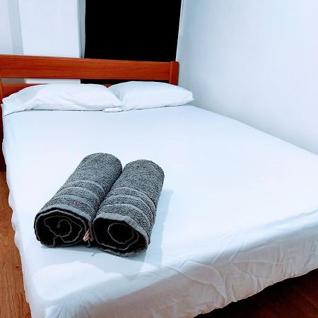 Habitacion Privada Con Cama Doble Walencja Zewnętrze zdjęcie